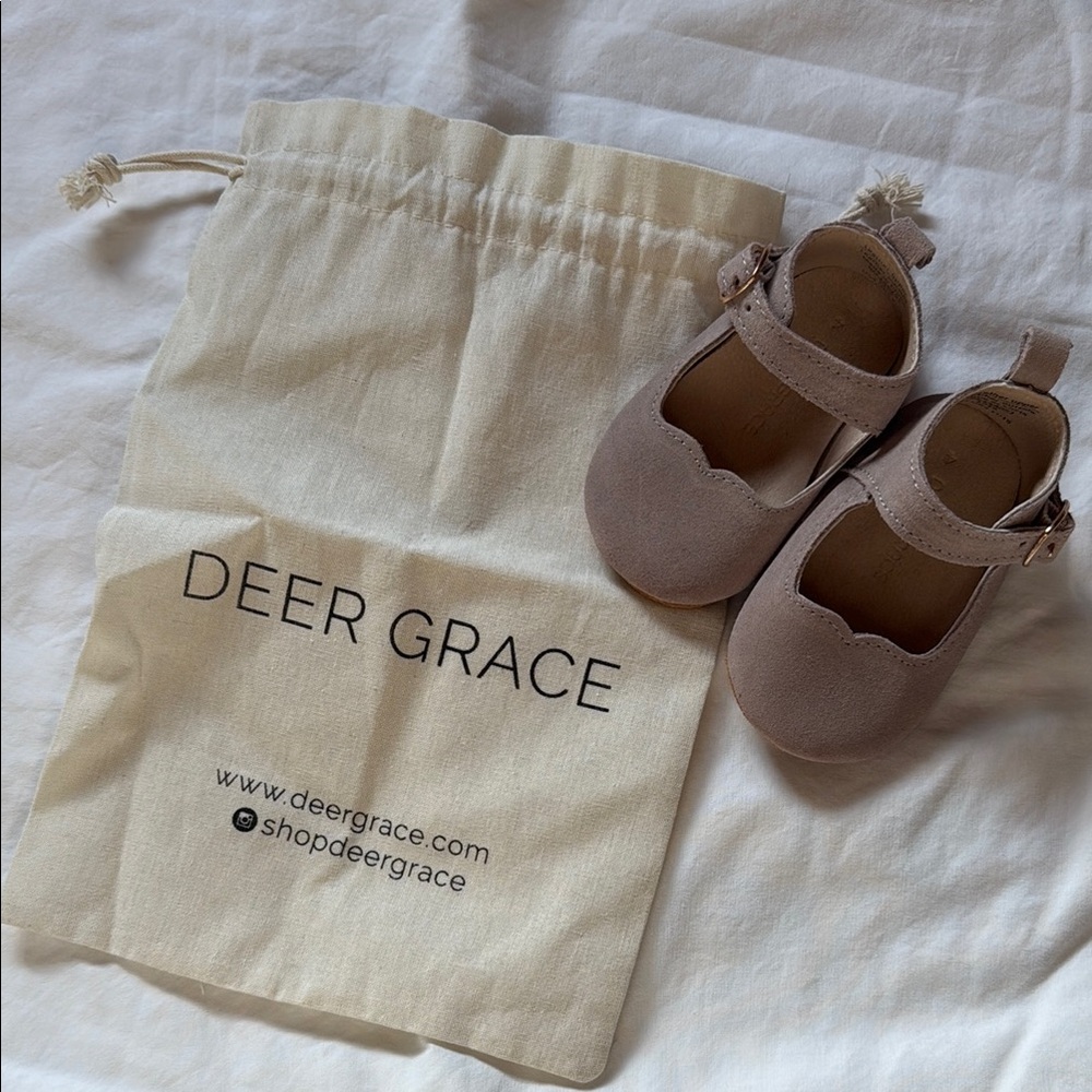 Deer Grace baby slate suede - Mary Jane (soft sole) - size US 4